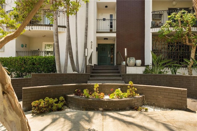 625 Flores St Unit 107, West Hollywood, CA 90048 - photo 1