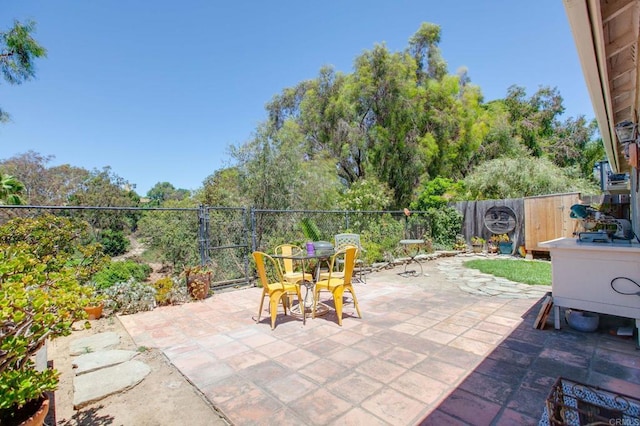 958 Woodgrove Dr, Cardiff By The Sea, CA 92007 - photo 25