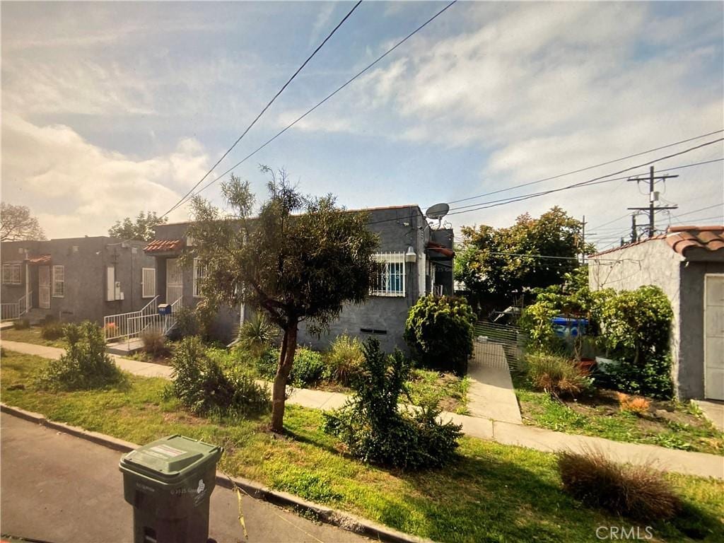 310 W 107th St, Los Angeles, CA 90003 - photo 1