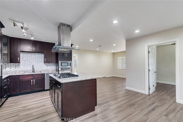 924 Wyval Ave, Corona, CA 92882 - photo 14