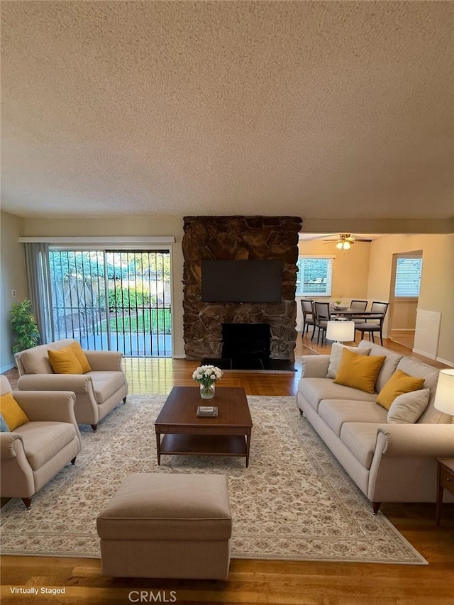 14906 Aztec St, Sylmar, CA 91342 - photo 4