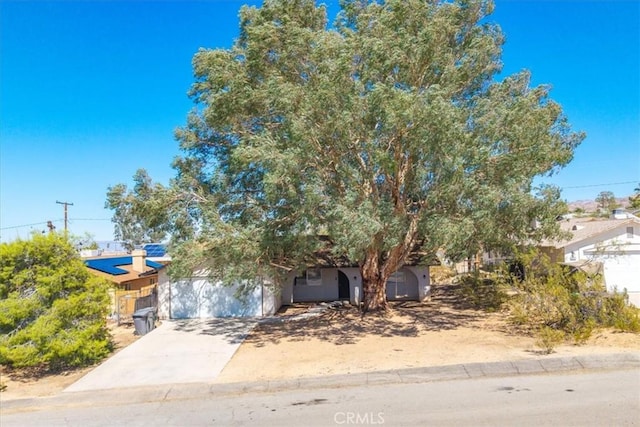 6761 Copper Mountain Rd Unit 29, Palms, CA 92277 - photo 2
