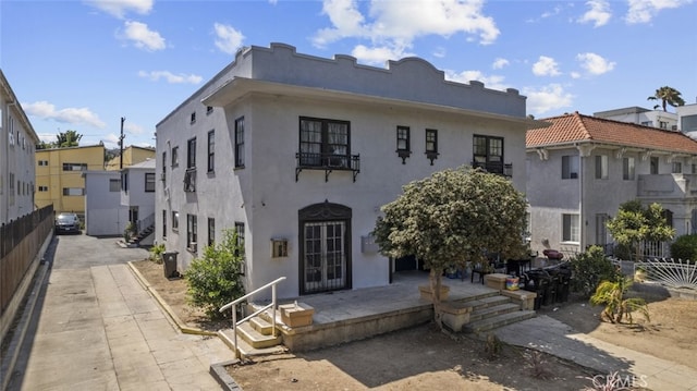 525 N Kenmore Ave, Los Angeles, CA 90004 - photo 2