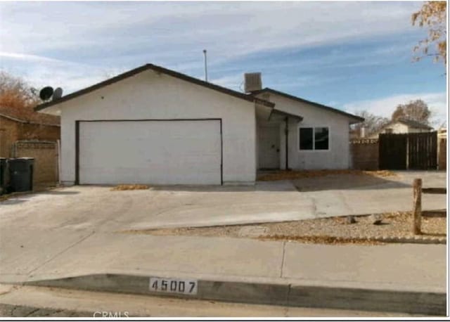 45007 Logue Ct, Lancaster, CA 93535 - photo 1