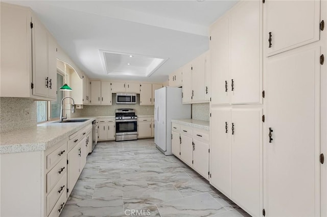 56740 Free Gold Dr, Yucca Valley, CA 92284 - photo 29