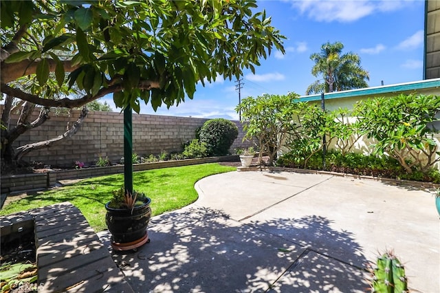 9882 Hot Springs Dr, Huntington Beach, CA 92646 - photo 42