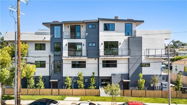 6050 E Burwood Ave, Los Angeles, CA 90042 - photo 1