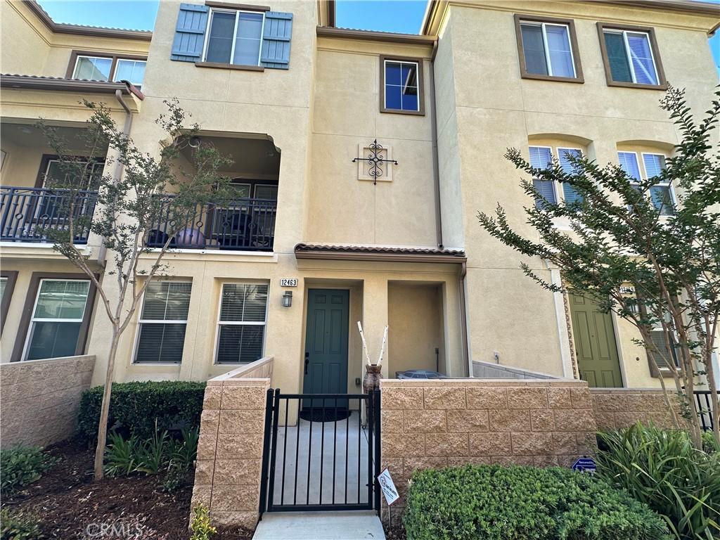 12463 Phoenix Ct, Eastvale, CA 91752 - photo 2