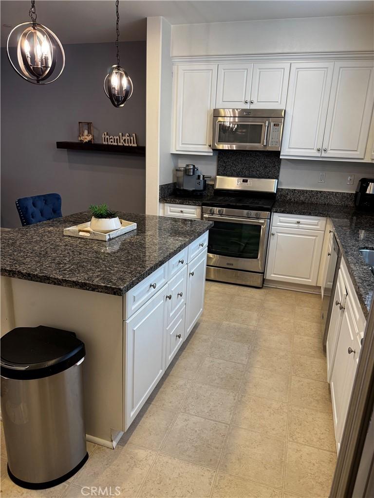 12463 Phoenix Ct, Eastvale, CA 91752 - photo 3