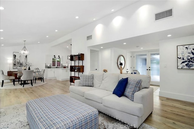 5720 Comanche Ave, Woodland Hills, CA 91367 - photo 4