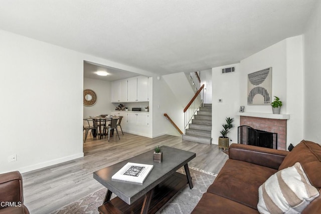 1189 Ramona Dr, Newbury Park, CA 91320 - photo 4