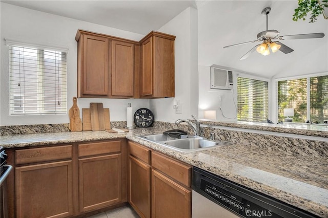 355 N Maple St Unit 243, Burbank, CA 91505 - photo 4