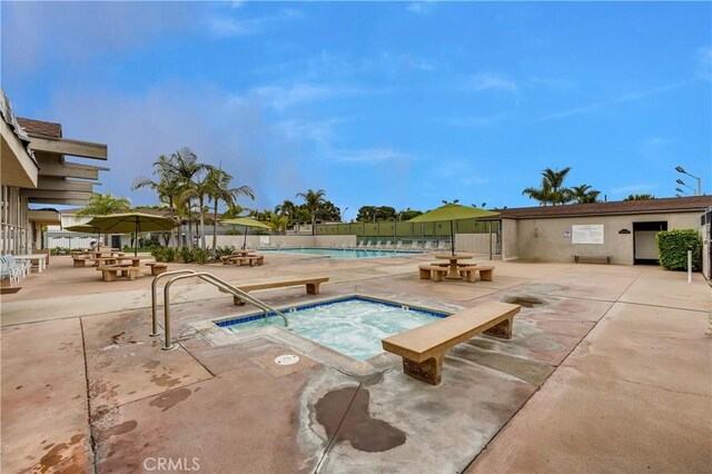 365 Grenoble Ln, Costa Mesa, CA 92627 - photo 39
