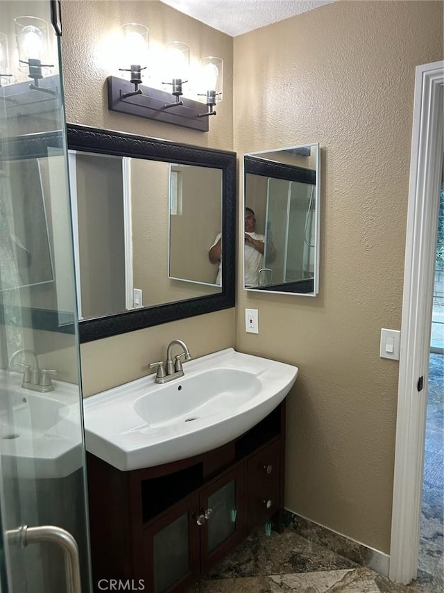 8138 Camelot Rd, Riverside, CA 92503 - photo 30