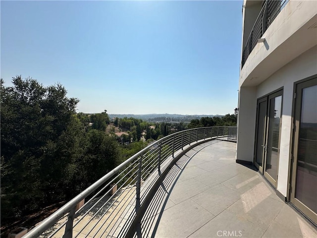 5077 Schumacher Rd, Calabasas, CA 91302 - photo 3