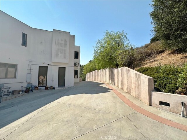 5077 Schumacher Rd, Calabasas, CA 91302 - photo 53