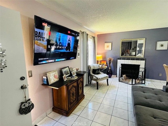 906 S Mountain Ave Unit A, Ontario, CA 91762 - photo 2