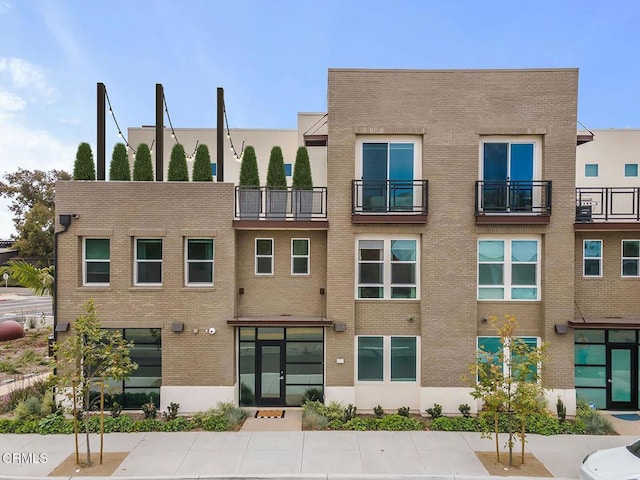 1290 E Thompson Blvd Unit 102, Ventura, CA 93001 - photo 6