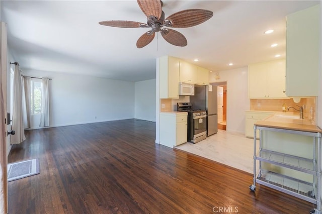 326 Hermosa Ave Unit 7, Long Beach, CA 90802 - photo 10