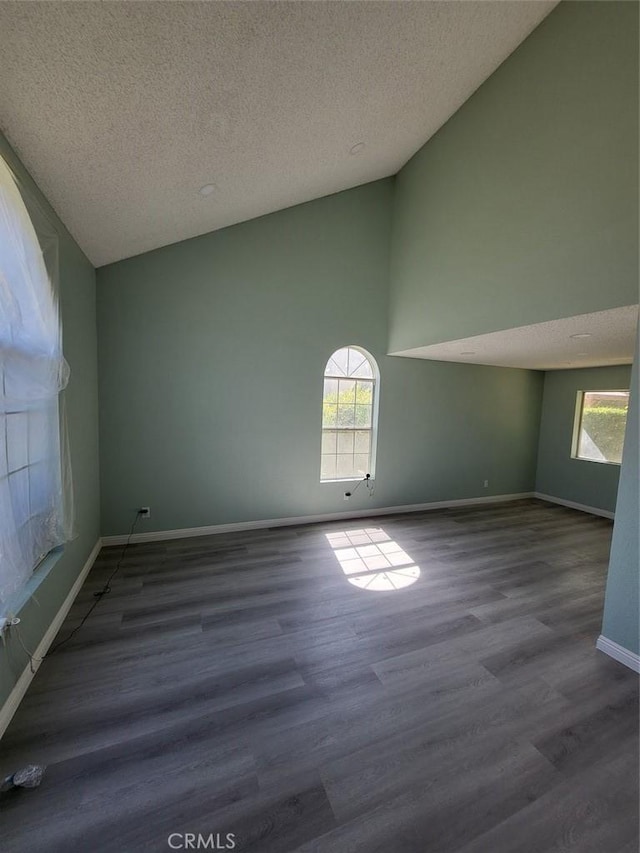 1600 Bluebell St, Lancaster, CA 93535 - photo 4
