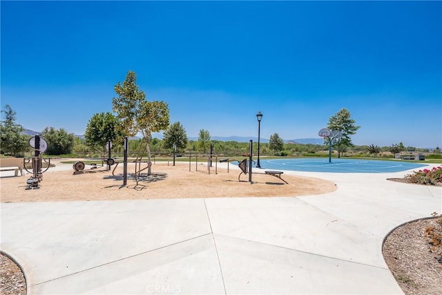 12010 Santiam Ct, Jurupa Valley, CA 91752 - photo 45