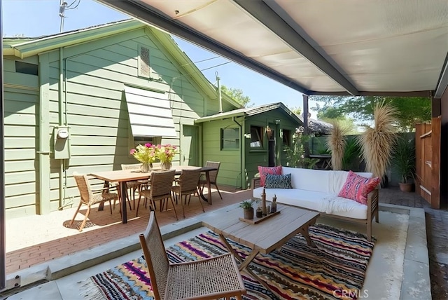 647 Vine St, Paso Robles, CA 93446 - photo 2