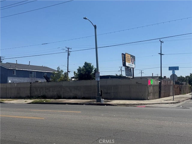 7754 S Central Ave, Los Angeles, CA 90001 - photo 1