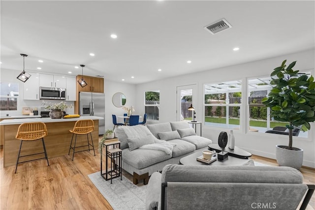 17801 Lanark St, Reseda, CA 91335 - photo 4