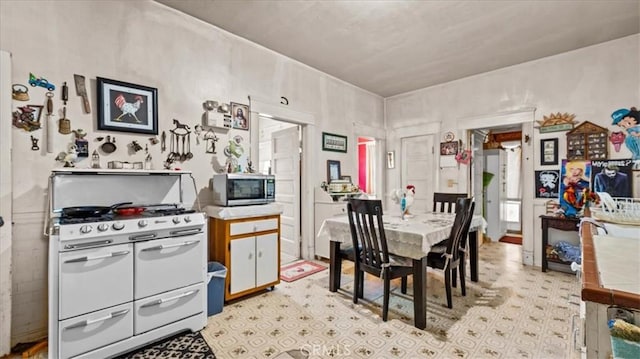 1099 W Congress St, San Bernardino, CA 92410 - photo 10