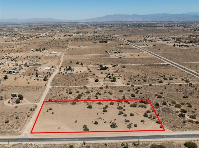 11 Caughlin Rd, Phelan, CA 92371 - photo 3