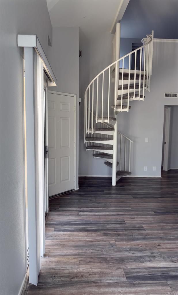 7220 Calle Cristobal Unit 12, San Diego, CA 92126 - photo 3