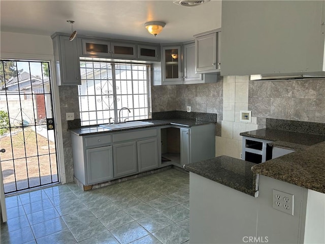 11121 Compton Ave, Los Angeles, CA 90059 - photo 6