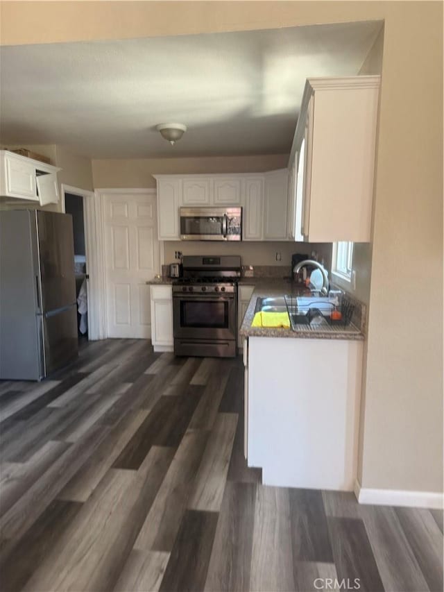 815 E 80th St, Los Angeles, CA 90001 - photo 34