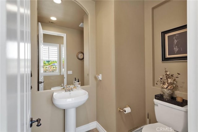12075 Lamplighter Ln, Oak Hills, CA 92344 - photo 42
