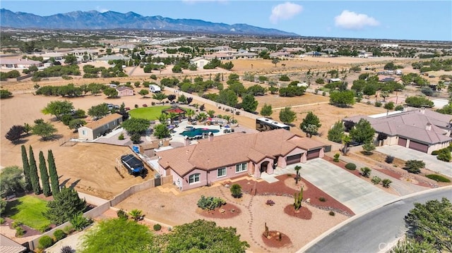 12075 Lamplighter Ln, Oak Hills, CA 92344 - photo 9