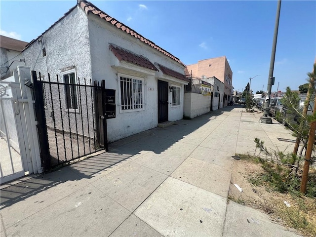 5881 S Broadway, Los Angeles, CA 90003 - photo 2