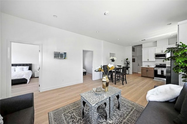 13450 Jetmore Ave, Paramount, CA 90723 - photo 8