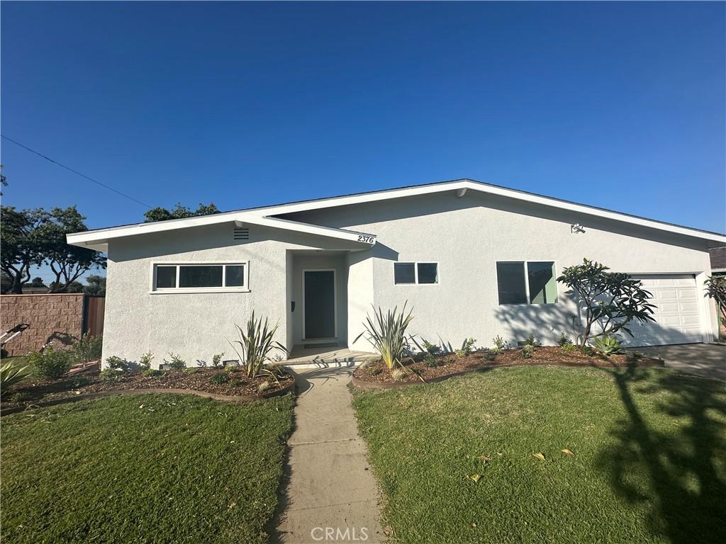 2376 Stanbridge Ave, Long Beach, CA 90815 - photo 1