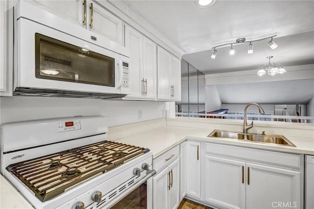 18403 Collins St Unit B, Tarzana, CA 91356 - photo 18