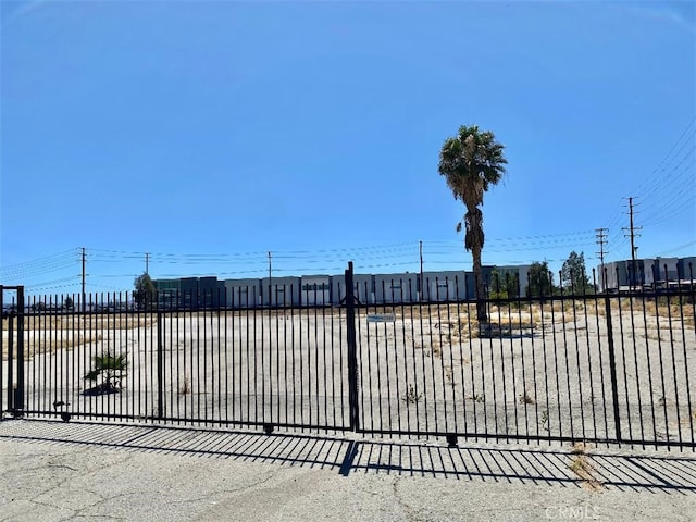 10238 Cherry Ave, Fontana, CA 92335 - photo 2