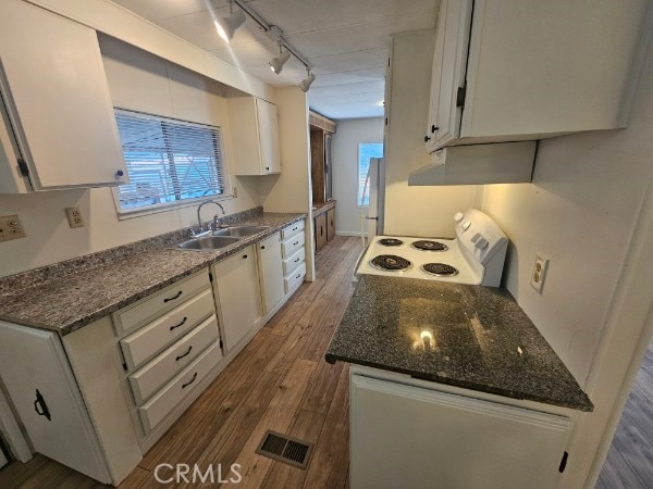2983 11th St, Clearlake, CA 95422 - photo 4