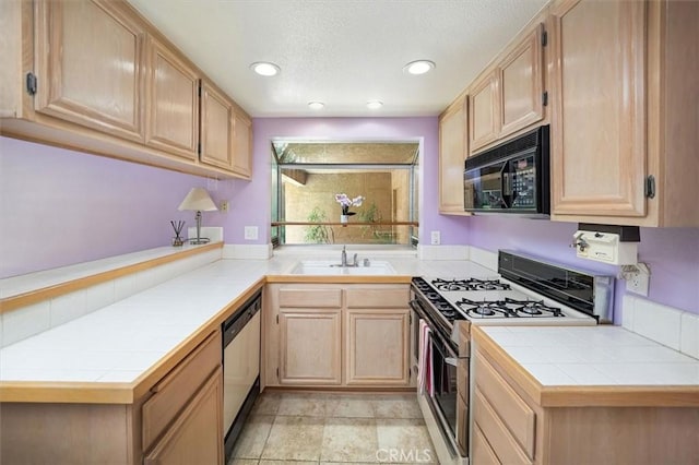 22713 Copper Hill Dr Unit 42, Saugus, CA 91350 - photo 10