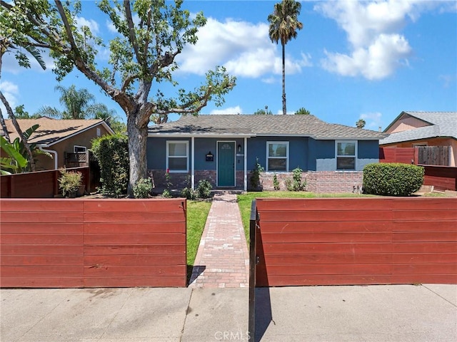 7517 Louise Ave, Lake Balboa, CA 91406 - photo 1
