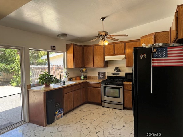 24389 La Glorita Cir, Newhall, CA 91321 - photo 4