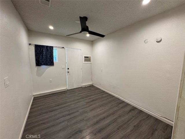24389 La Glorita Cir, Newhall, CA 91321 - photo 13
