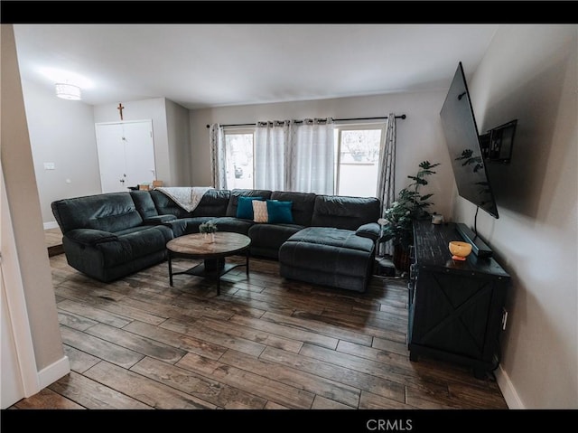 1361 Camelot Dr, Corona, CA 92882 - photo 3