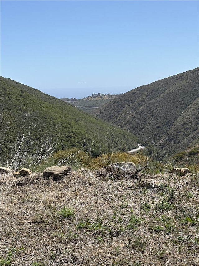 12110 Yellow Hill Rd, Malibu, CA 90265 - photo 1