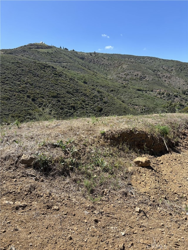 12110 Yellow Hill Rd, Malibu, CA 90265 - photo 2