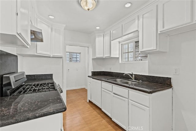 1413 W 99th St, Los Angeles, CA 90047 - photo 8