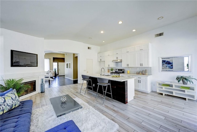 27507 Fallbrook Ct, Corona, CA 92883 - photo 16
